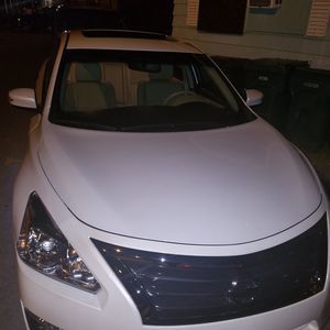 Meet your Posher, Pierre